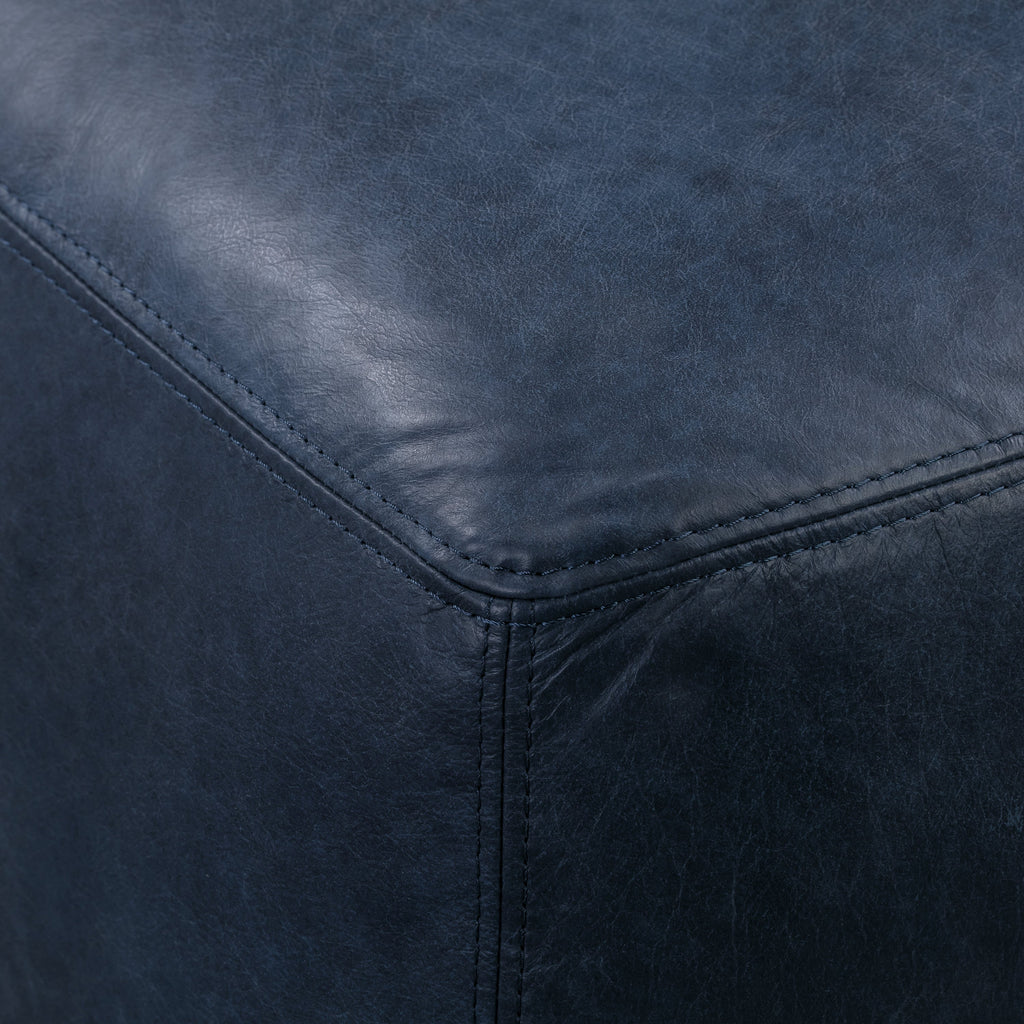 Pouf en cuir | Bleu nuit