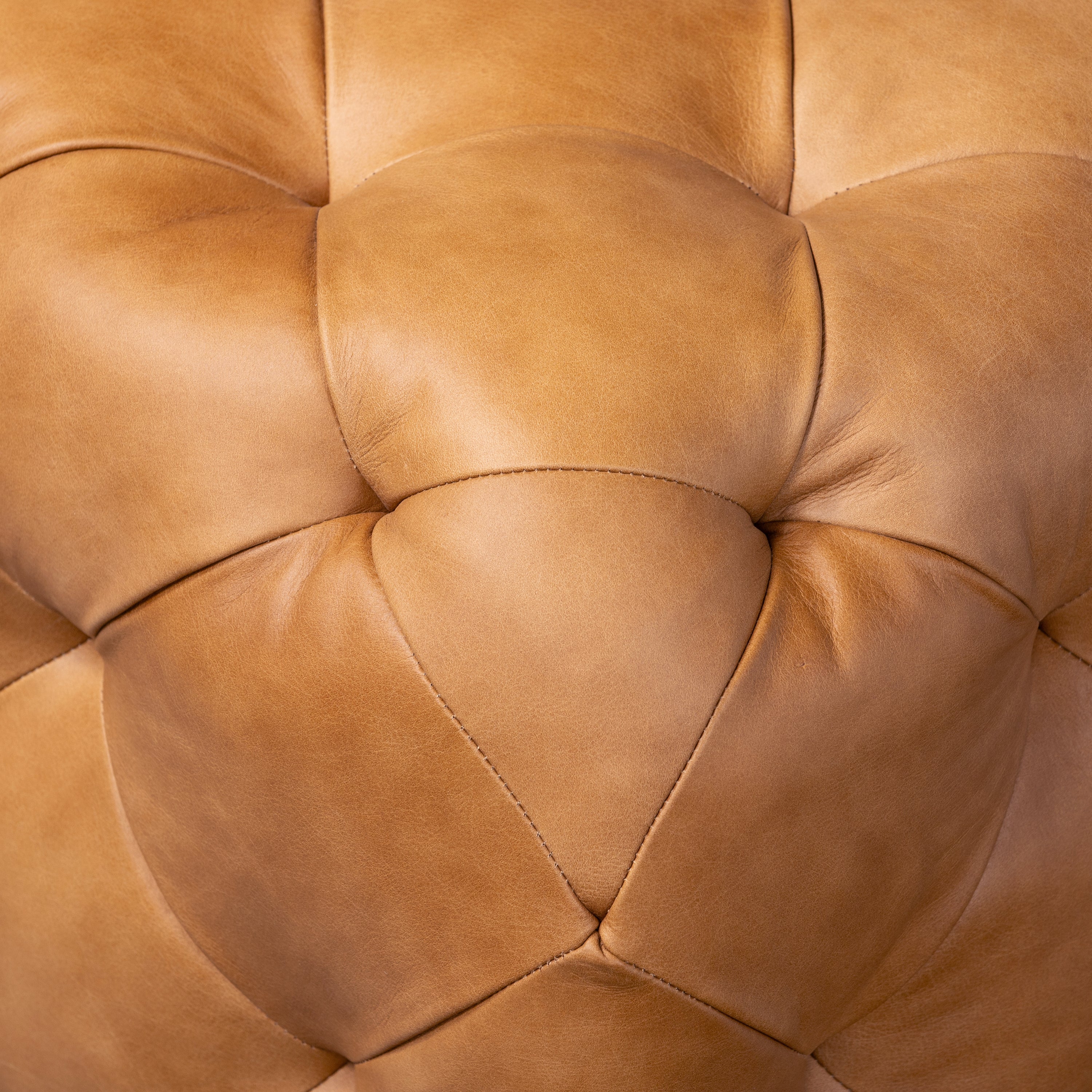 Pouf en cuir avec pieds en bois | Tan Cognac